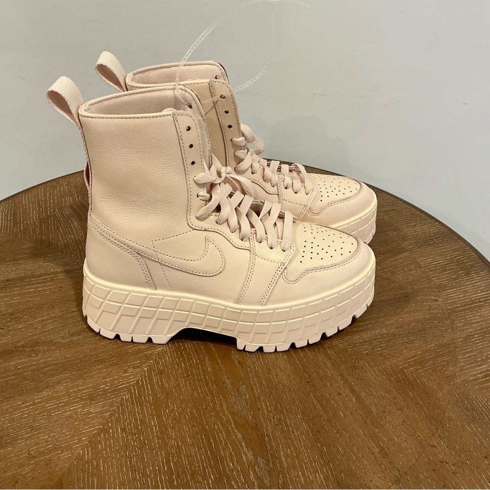 Jordan
Air Jordan 1 Brooklyn "Legend Md Brown/Lt Orewood Brn" boots - Picture 8 of 9